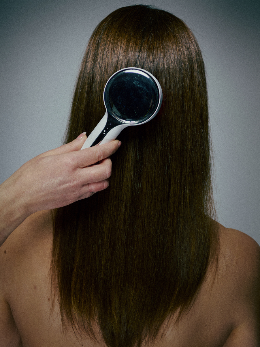 Lomé Density 5in1 Brush med LED lys og mikrostrøm til hårrødder