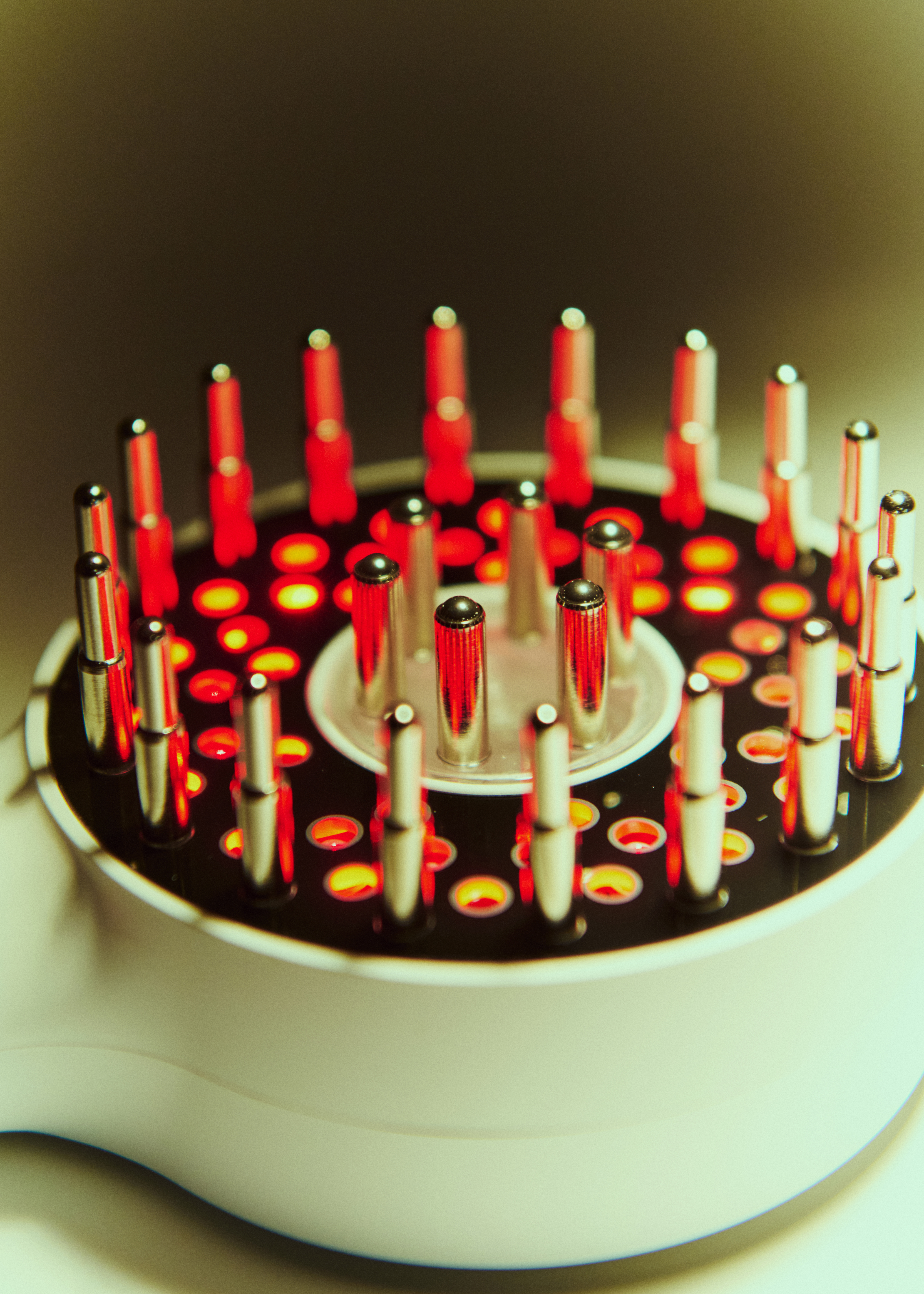 Lomé Density 5in1 Brush med serum infusion til hårvækst behandling