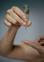 Lomé Infusion Serum til brug med microneedling og hudpleje devices