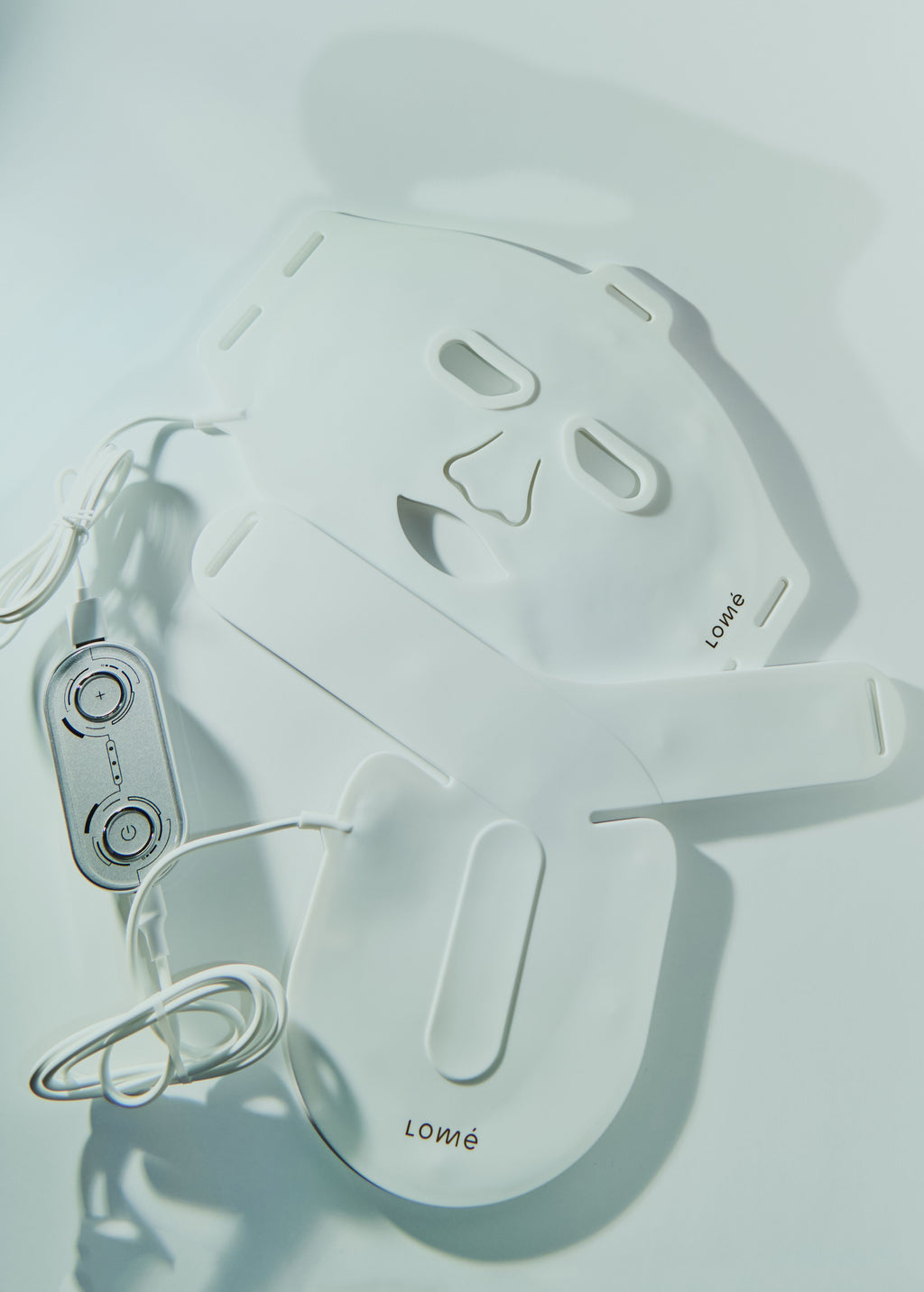 Lomé LED Facial Sculpt Glow Mask med rødt og blåt LED lys til hudpleje