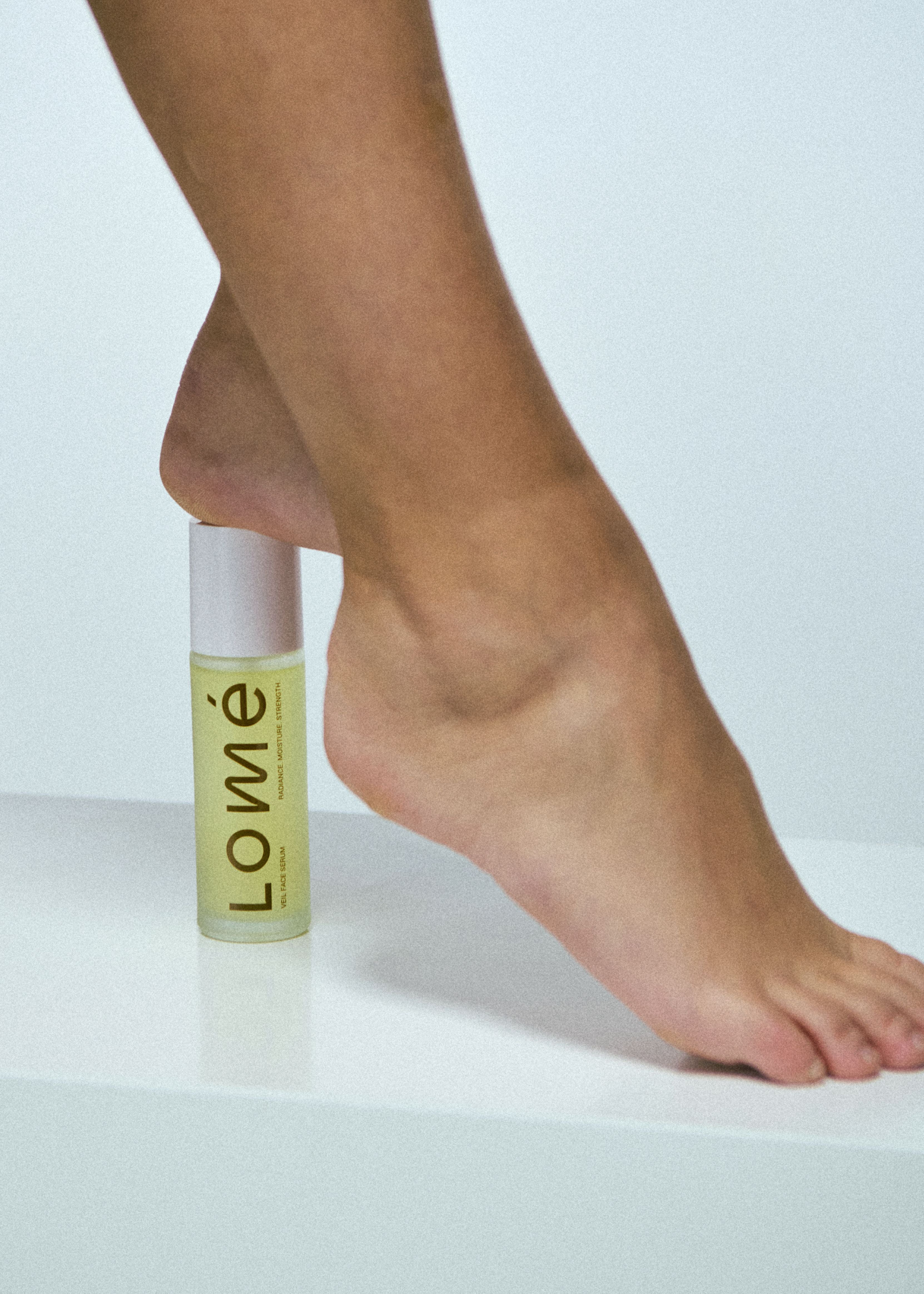 Lomé Veil Face Serum olie til daglig hudpleje og fugtpleje